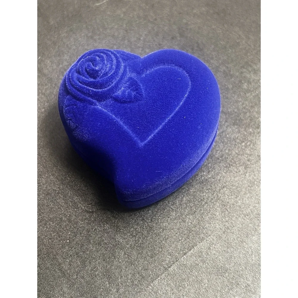 Gorgeous Vintage Blue Velvet Heart-Shaped Ring Box with Rose Design